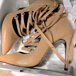 Aldo leather heels